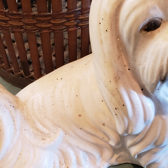 FOREVER HOME needed. VINTAGE. Large ceramic dog. - Picture 4 of 7